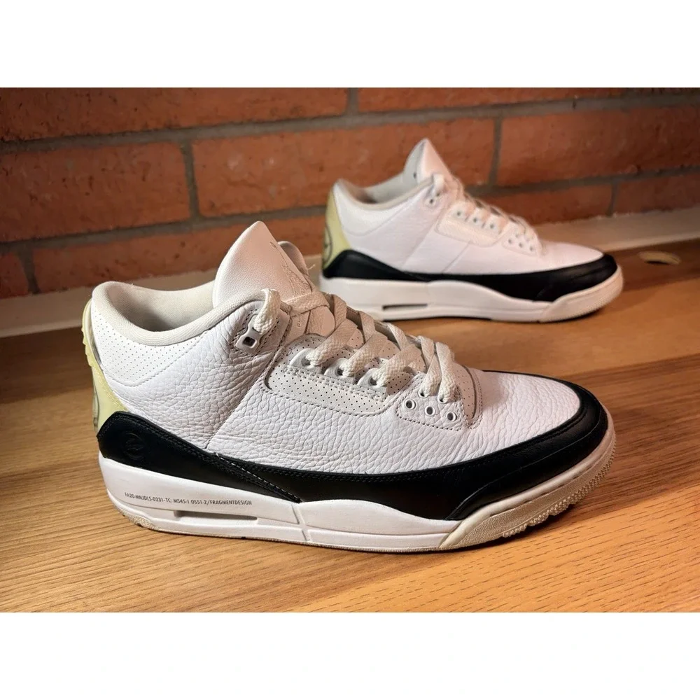 Size 10.5 - Jordan 3 Retro SP x Fragment Design Mid White DA3595-100 Pre-owned